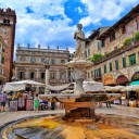 strada fontana centro verona veneto italia foto panoramica fotografie di verona